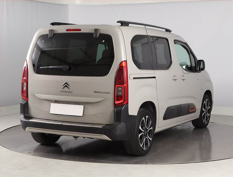 Citroën Berlingo (2019) Feel 1.5 BlueHDi, 5Míst, ČR - fotka 5 z 20