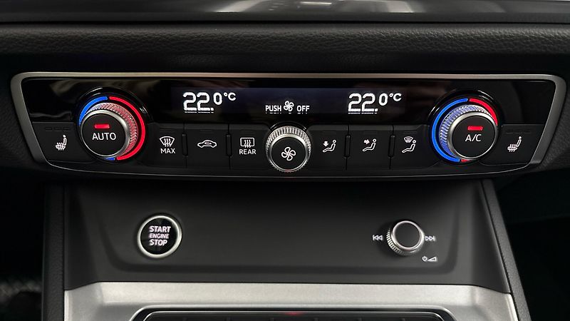 Audi Q3 1.5 35 TFSI S Tronic - fotka 13 z 29