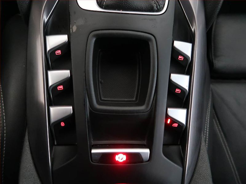Citroën DS5 (2017) 2.0 BlueHDI, Automat, Kůže - fotka 15 z 17