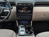 Hyundai Tucson (2023) Premium 1.6 T-GDI 48V MHEV - náhled 12