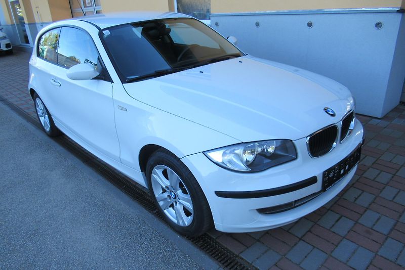 BMW Řada 1 2.0 116i KLIMA SADA ALU KOL - fotka 1 z 17