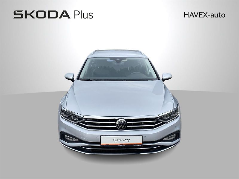 Volkswagen Passat (2020) Variant 2.0 TDI DSG 4Motion - fotka 4 z 34