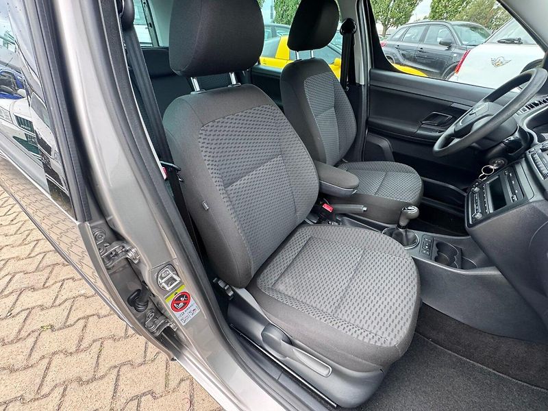 Škoda Roomster (2011) 1,6 TDI 77 KW KILOMETRY TAŽNÉ - fotka 36 z 50