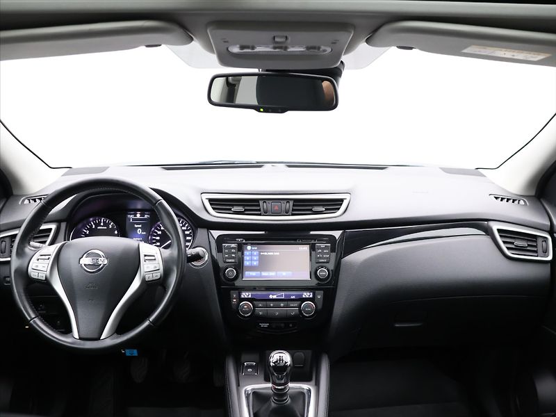 Nissan Qashqai 1,2 DIG-T Navi Panorama 1.Maj. - fotka 20 z 28