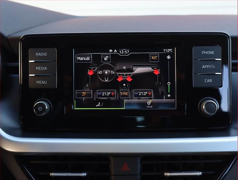 Škoda Scala (2019) 1.6 TDI, Serv.kniha, Tempomat - fotka 13 z 20