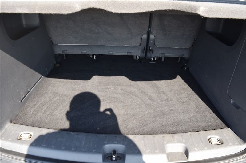 Volkswagen Caddy 1,6 TDI 75KW BEZ KOROZE - fotka 24 z 48