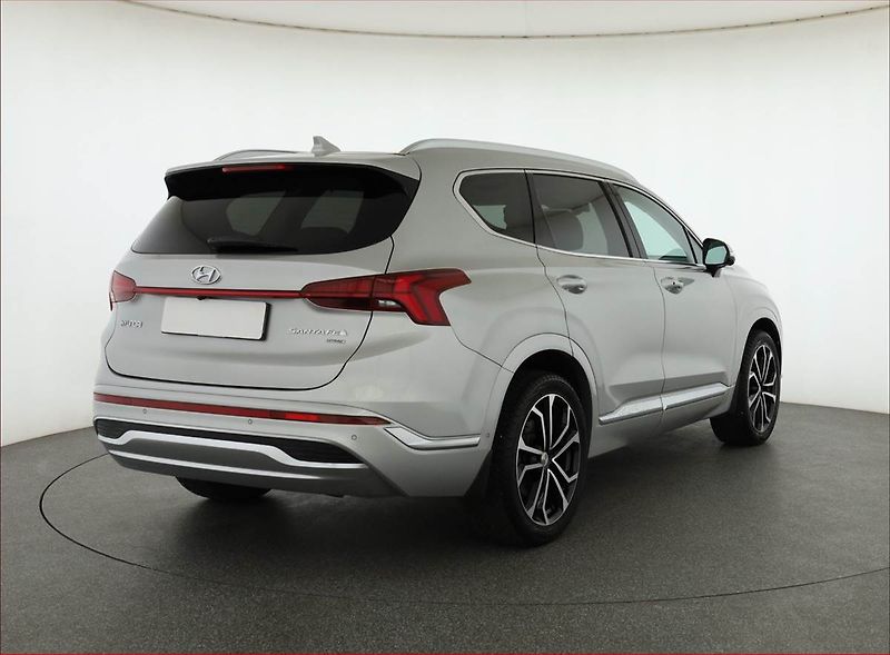 Hyundai Santa Fe (2021) 2.2 CRDi - fotka 5 z 21