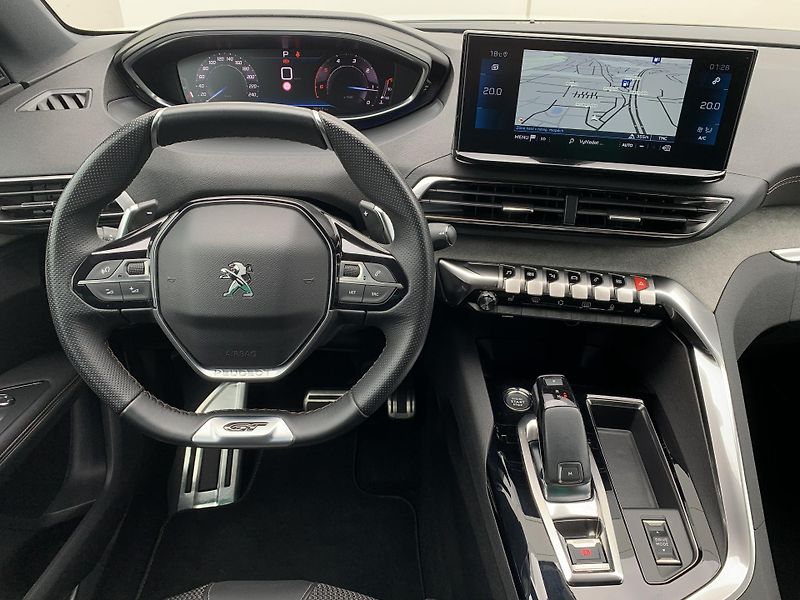 Peugeot 3008 GT 1.5 BlueHDi 96kW AT8 - fotka 16 z 29