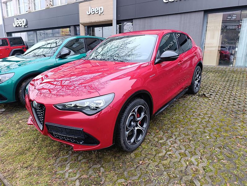 Alfa Romeo Stelvio Veloce 2,0 Turbo 280k AWD - fotografie inzerátu