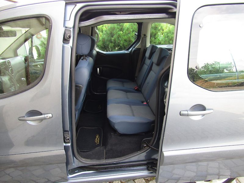 Citroën Berlingo (2009) 1.6 16V 66kW - fotka 21 z 37