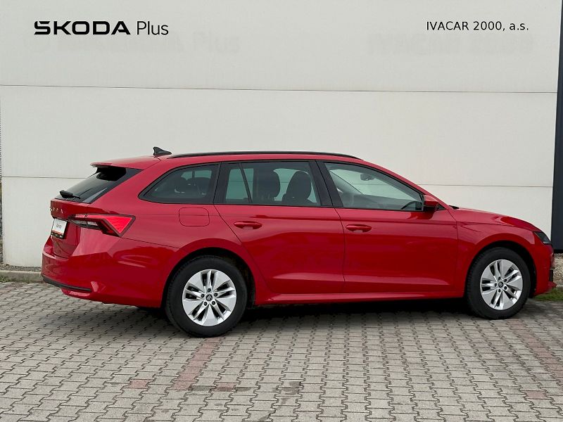 Škoda Octavia (2025) Combi 1.5 TSI 110 kW Selection - fotka 2 z 20