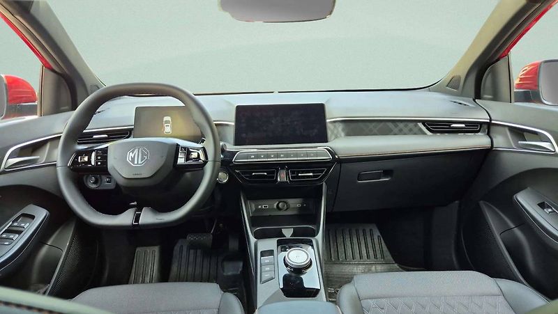 MG MG3 HEV EXCLUSIVE 1.5 AT3 (143kw/1 - fotka 13 z 35