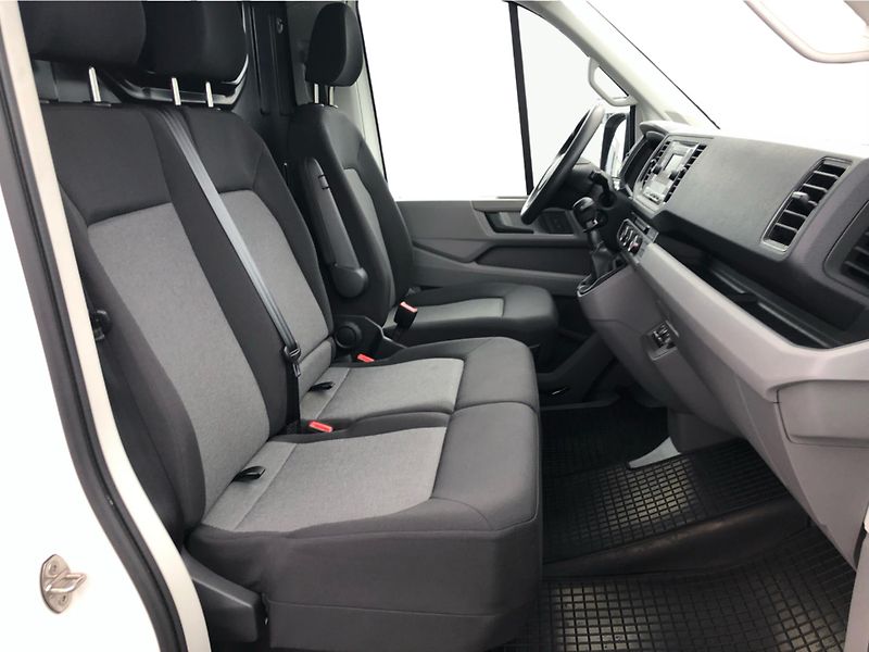 Volkswagen Crafter 2,0 TDI - fotka 12 z 29