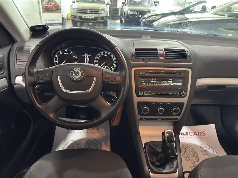 Škoda Octavia 1,4   TSI 90KW BEZ KOROZE STK - fotka 15 z 22