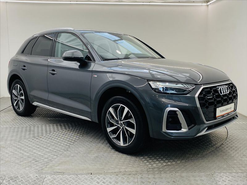 Audi Q5 2,0 S-LINE 40TFSI 150kW - fotka 23 z 26