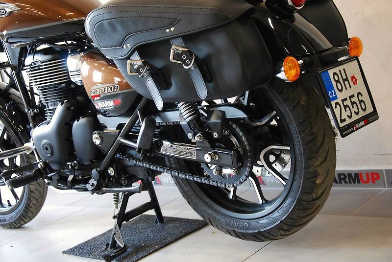 Royal Enfield Meteor 350 (2021) ZAZÁLOHOVÁNO - fotka 21 z 21