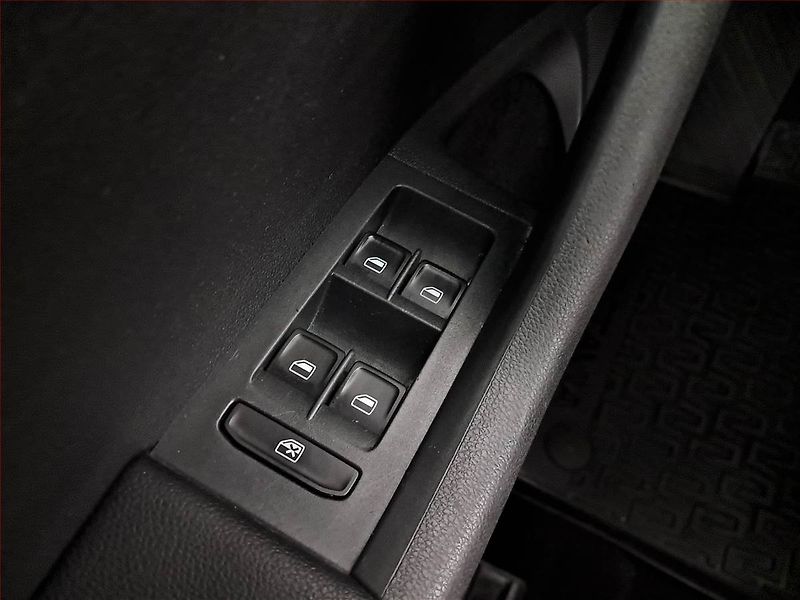 Škoda Octavia (2014) 1.2 TSI, Tempomat - fotka 17 z 18