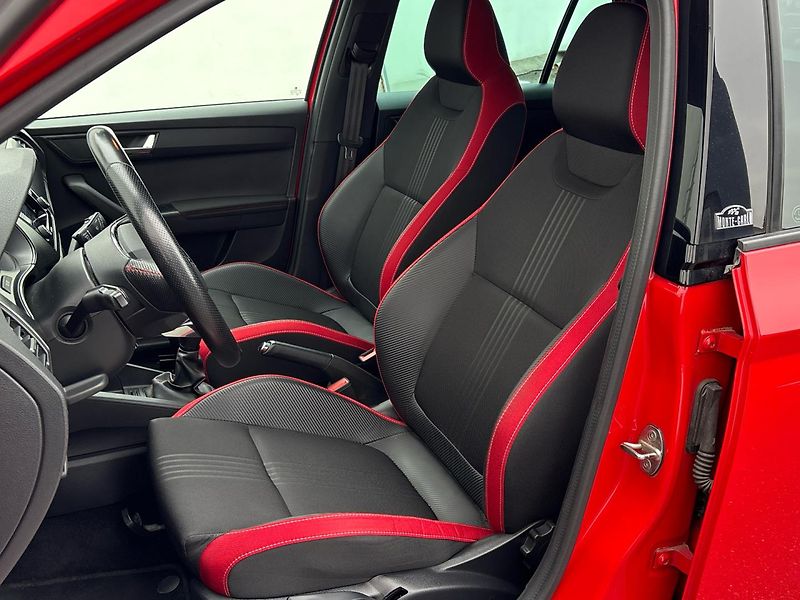 Škoda Fabia Monte Carlo - fotka 7 z 25