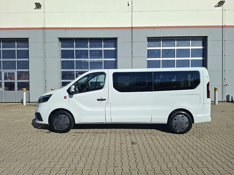 Renault Trafic (2026) L2H1 - 9 míst - fotka 3 z 23