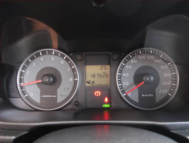 Mitsubishi Colt (2012) 1.3, nová STK, dobrý stav - fotka 11 z 17