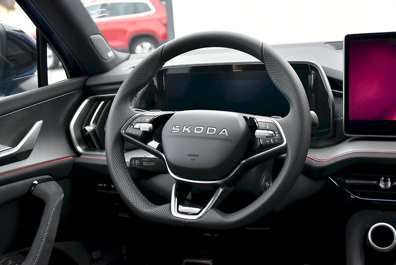 Škoda Kodiaq (2025) Sportline 2,0 TDI 142 kW 7° au - fotka 22 z 44
