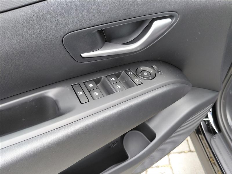 Hyundai Tucson (2026) 1,6 TGDI 2WD DCT GO - fotka 21 z 22