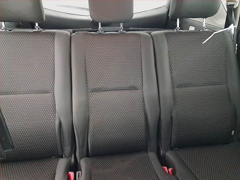 Toyota Corolla Verso (2008) 1.8, Serv.kniha, Park. senzory - fotka 10 z 18