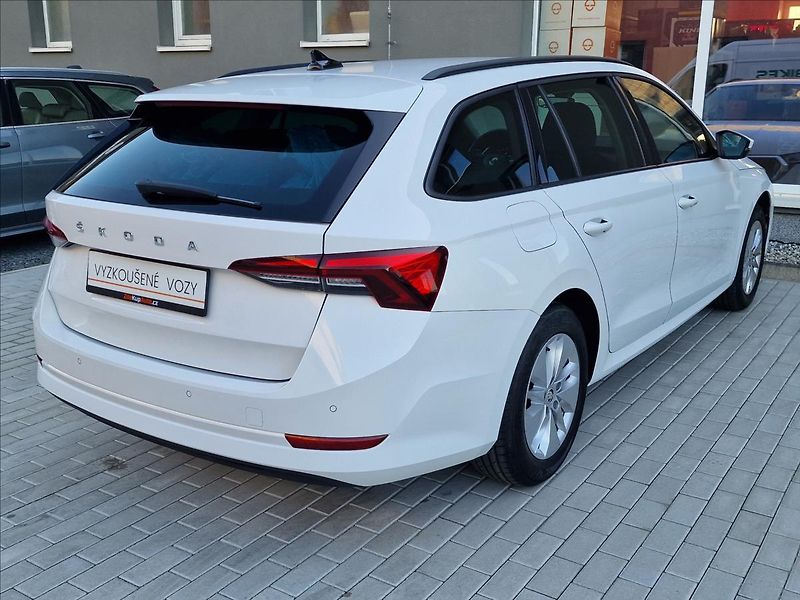 Škoda Octavia 2.0TDI,původ ČR,1.Majitel - fotka 10 z 50