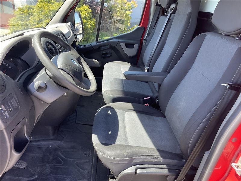 Renault Master 2,3 DCi 81kw odp. DPH 4xCZauto - fotka 7 z 29