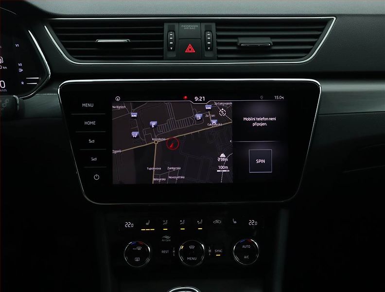 Škoda Superb (2019) 1.5 TSI - fotka 12 z 19