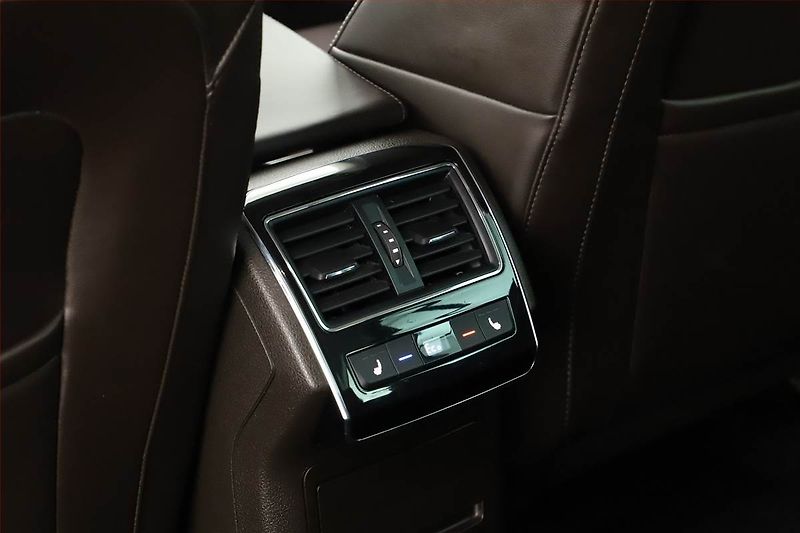 Škoda Superb (2020) Laurin&Klement iV 1.4 TSI PHEV - fotka 17 z 20