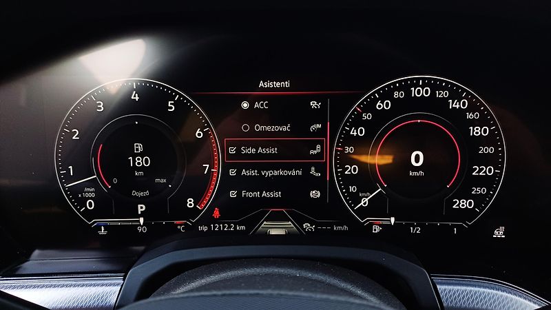 Volkswagen Touareg TSI 250kW R-LINE - fotka 16 z 33
