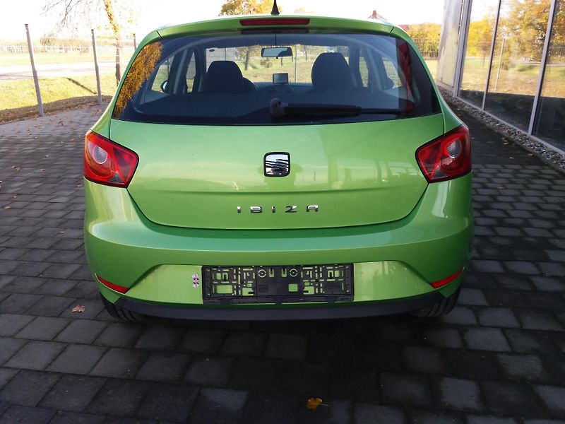 Seat Ibiza 1.4 16V,63kW,NAVI,DIG.KLIMA!! - fotka 13 z 37