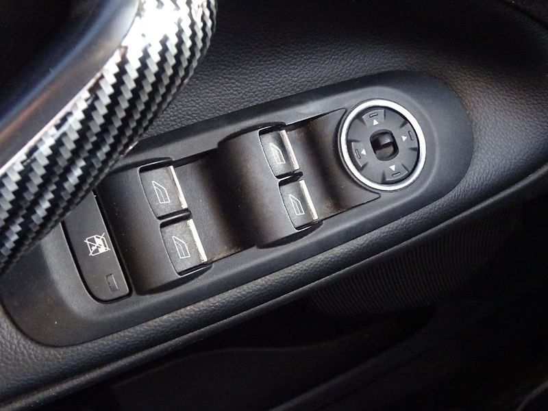 Ford S-MAX 2.0TDCi 103 kW ČR BEZ KOROZE - fotka 16 z 22