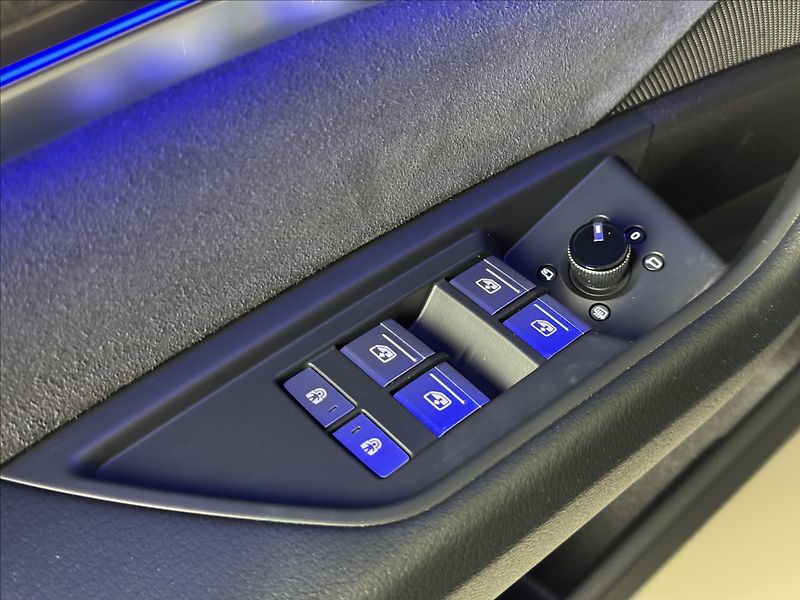 Audi e-tron S 370 Digital LED Záruka - fotka 23 z 50