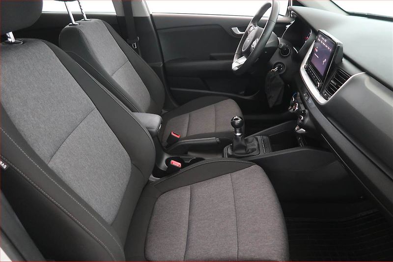 Kia Stonic (2023) 1.2 DPI, Serv.kniha, Tempomat - fotka 9 z 16