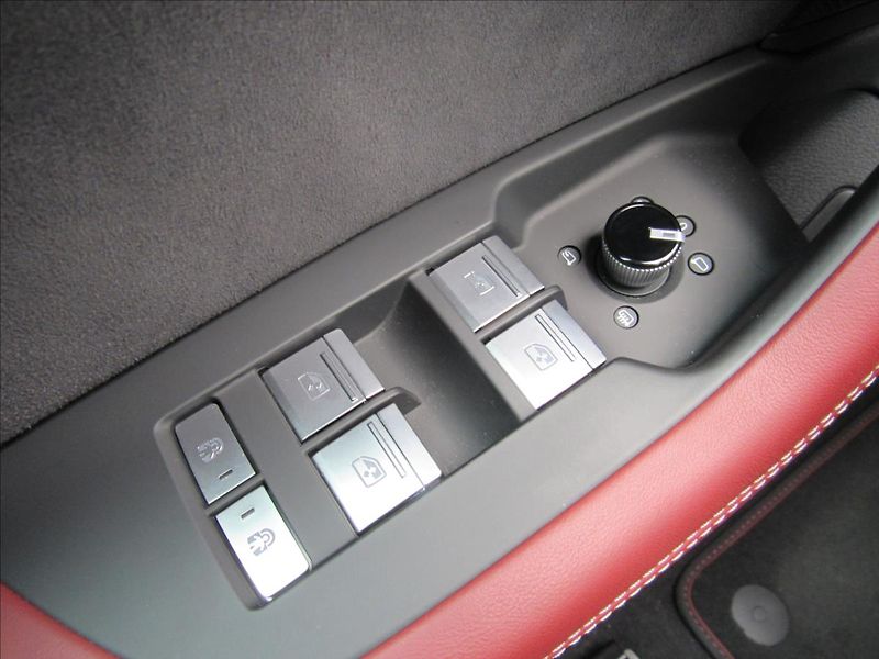 Audi S6 3,0 TDI 253kW Avant Quattro - fotka 30 z 37