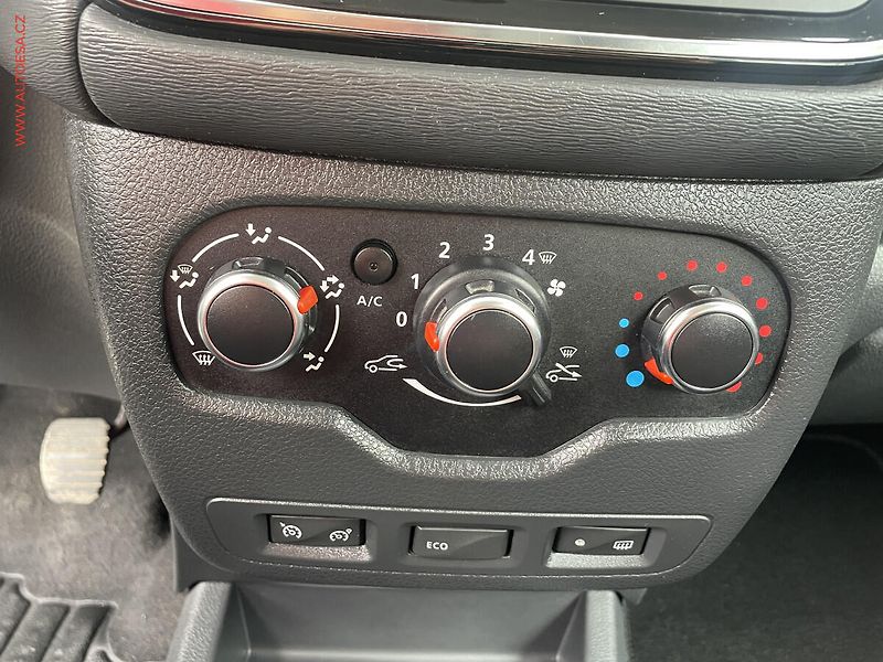 Dacia Lodgy (2017) 1.2 TCe 7míst, ČR, Navi - fotka 19 z 23