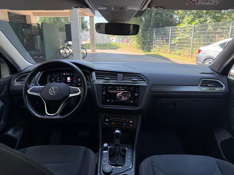 Volkswagen Tiguan Elegance 2.0TDI 147 kW DSG 4x4 - fotka 5 z 25
