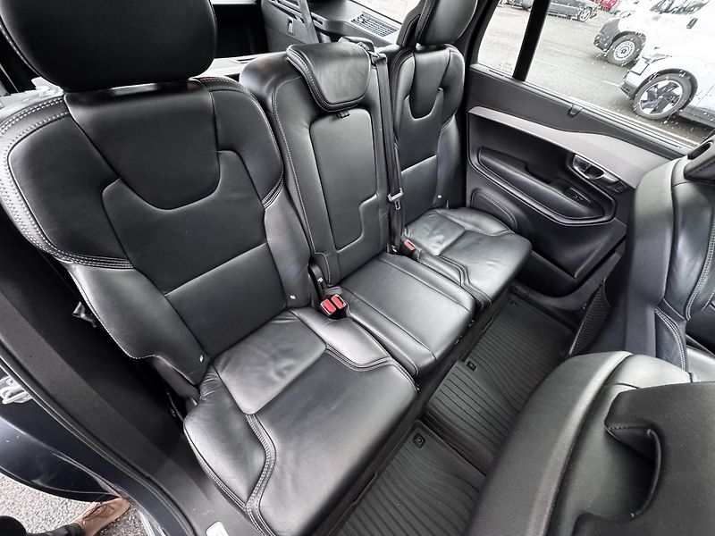 Volvo XC90 D5 AWD Inscription/PANO/7m* - fotka 23 z 49