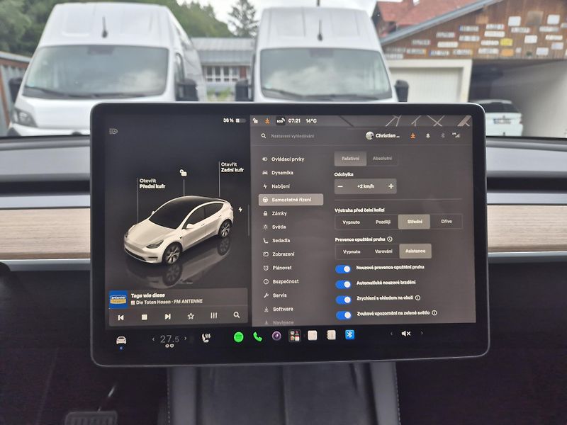 Tesla Model Y LONG RANGE DUAL MOTOR TZ 91 % - fotka 24 z 50
