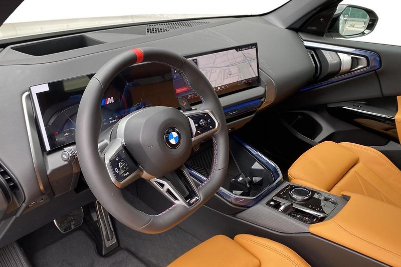 BMW X3 M50 xDrive - fotka 6 z 10