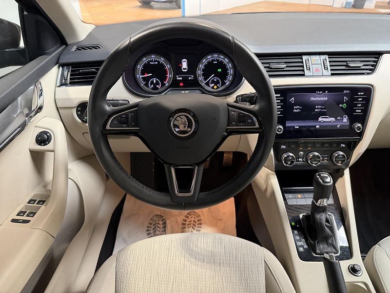 Škoda Octavia 1.5 TSI 110kW Style Combi DSG - fotka 6 z 12