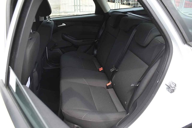 Ford Focus je dobrá volba pro trvanlivé auto pro rodinu