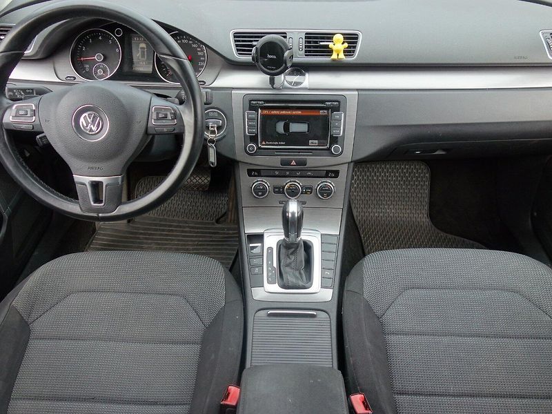 Volkswagen Passat (2013) 1.4TSI 110kW DSG E-FUEL - fotka 11 z 44