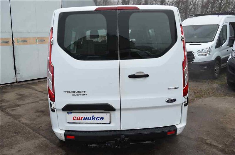 Ford Transit (2022) CUSTOM 2,0 D - fotka 5 z 18