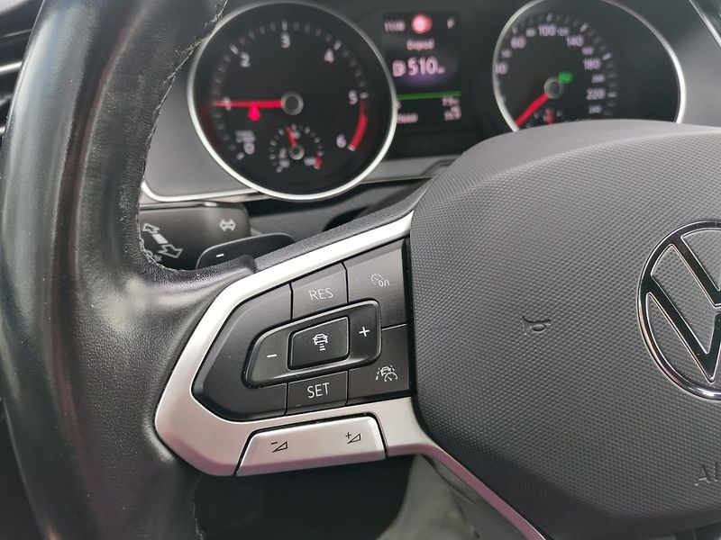 Volkswagen Passat (2021) 2.0 TDi DSG Elegance,Kůže,IQ - fotka 25 z 38
