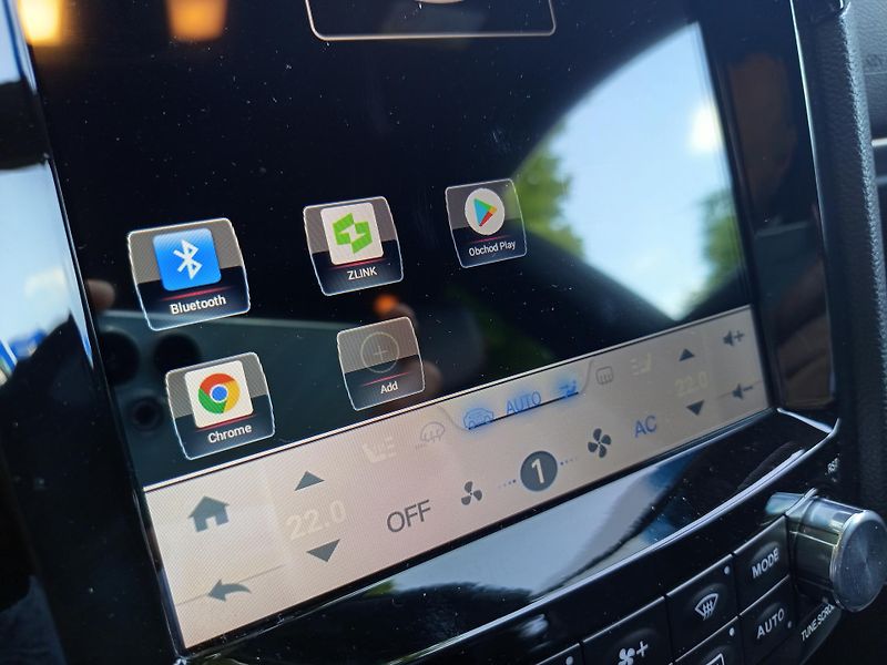 Infiniti QX70 (2018) S Premium, EU model, 2xkola,TZ - fotka 21 z 26