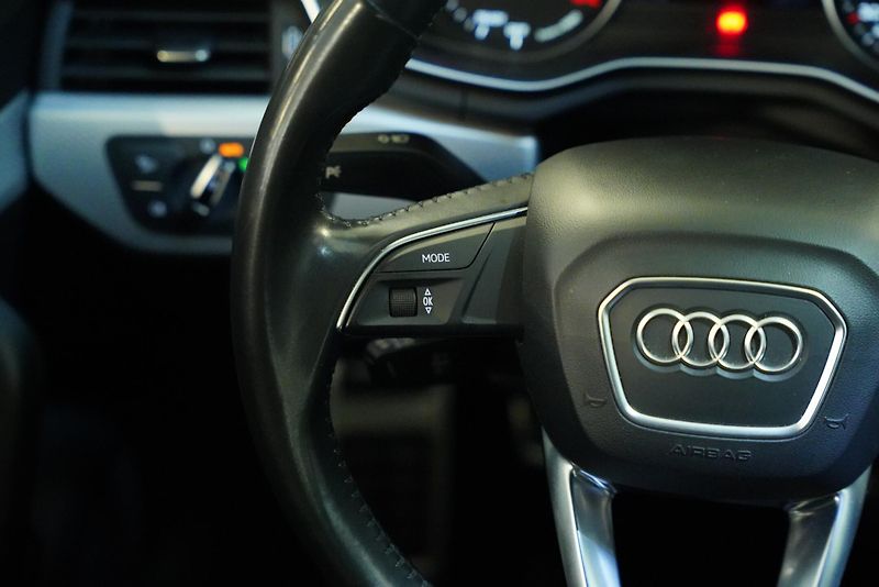 Audi A4 - fotka 16 z 30