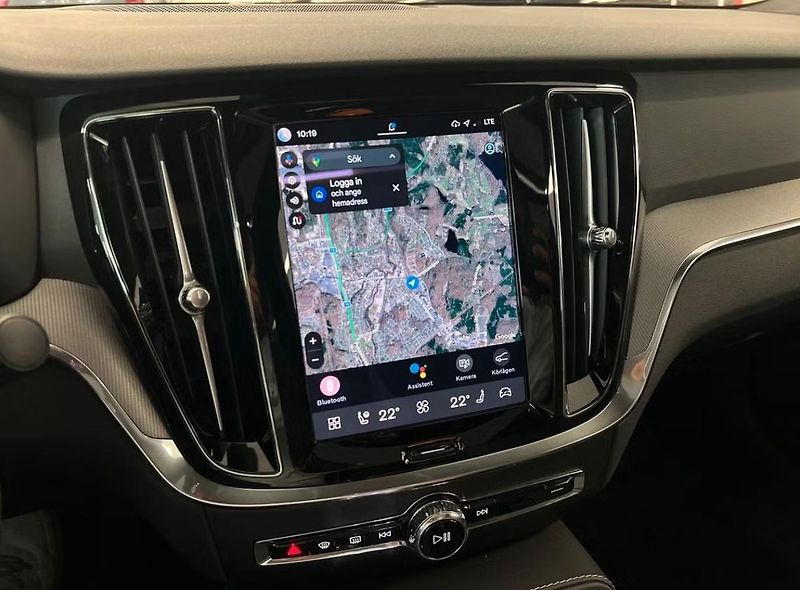 Volvo S60 Recharge T6 AWD 360k Taž Pano - fotka 15 z 26